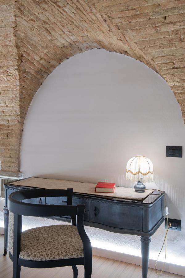 L'Ira Di Dante Villa Gubbio Exterior photo